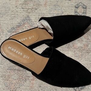 Madden Girl Elegant Black Mules, suede NWOT, Sz 8.5